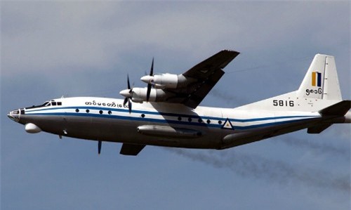 Máy bay quân sự chở hơn 100 người mất tích ở Myanmar
