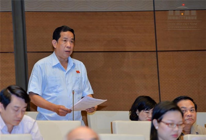 Đại biểu Đặng Thuần Phong nói về hiện tượng "chạy" ở Việt Nam