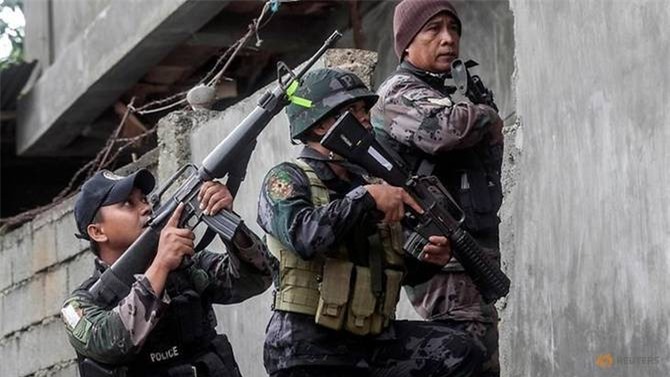 Quân đội Philippines: Đụng độ dữ dội với phiến quân, 13 binh sĩ tử trận