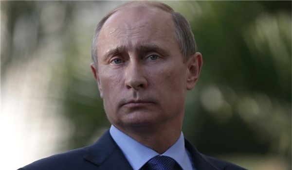 Putin: Nga nhận thông tin "giật mình" về IS