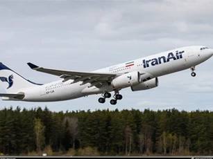 Iran vội điều 5 máy bay tới Qatar giữa khủng hoảng ngoại giao