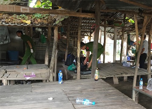 Kẻ ngáo đá xông vào chợ chém nhiều người