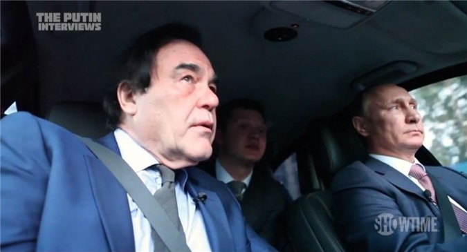 Oliver Stone so sánh Tổng thống Putin với Roosevelt