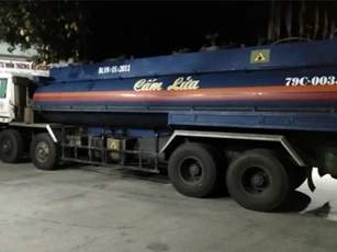 Bắt giữ xe bồn vận chuyển trái phép 12.000 lít xăng đi bán
