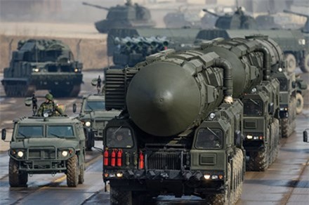 Nga điều 10 trung đoàn tên lửa cảnh giới khi NATO áp sát biên giới