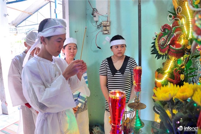 Người đàn ông chết tức tưởi sau khi công an mời lên làm việc