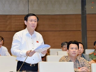 Phó thủ tướng: "Chúng ta có tiền mà không tiêu hết"