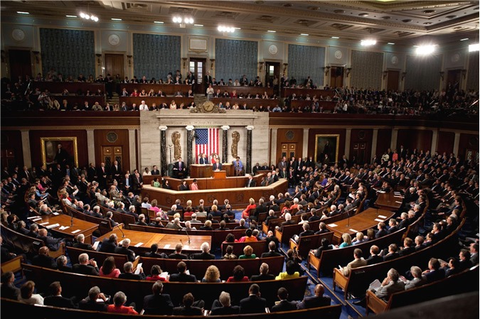 Thượng viện Mỹ phê chuẩn dự luật gia hạn trừng phạt Nga