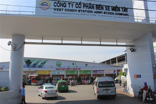 Công an nổ súng trấn áp tài xế GrabBike hỗn chiến 