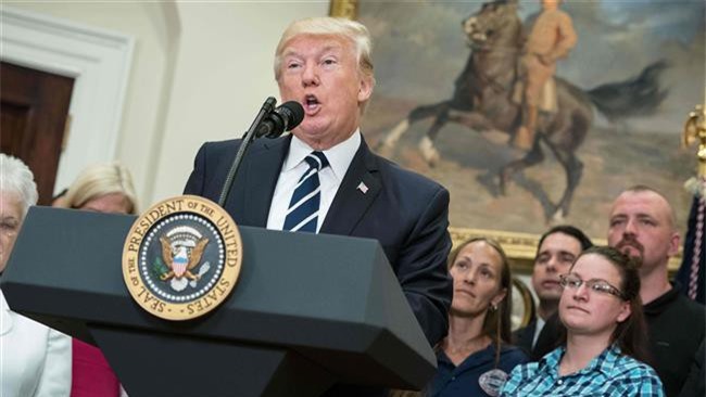 Hầu hết dân Mỹ nghĩ Trump nỗ lực "động" vào điều tra Nga