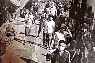 Khởi tố vụ hơn 100 giang hồ vác kiếm làm loạn quán Karaoke