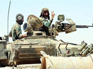 Quân đội Syria giành chiến thắng vang dội trước IS ở Tây Raqqa