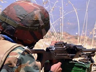 Không quân yểm trợ, quân đội Syria phá nát pháo đài IS ở Deir Ezzor