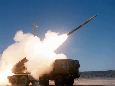 Pháo phản lực Mỹ điều đến Syria nguy hiểm thế nào?