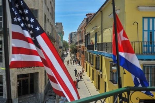 Trump đảo ngược chính sách của Obama, Cuba lập tức cảnh báo