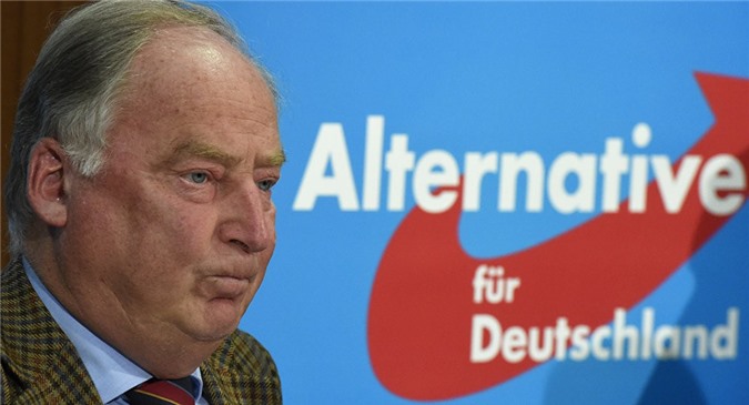 Đức gọi Crimea là "lãnh thổ lâu đời" của Nga, lên án trừng phạt của Mỹ