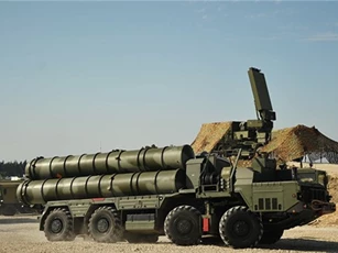 Tổ hợp S-400 của Nga yểm trợ chiến đấu cơ Syria chống IS