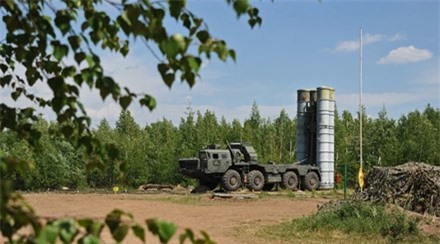 Phòng không Nga vào tư thế sẵn sàng sau vụ Su-22 Syria bị bắn hạ