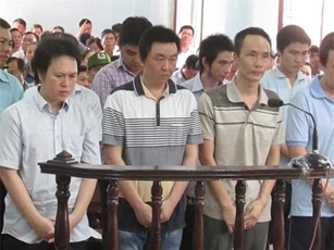 Thanh tra giao thông Cần Thơ nhận hối lộ khai gì tại tòa?