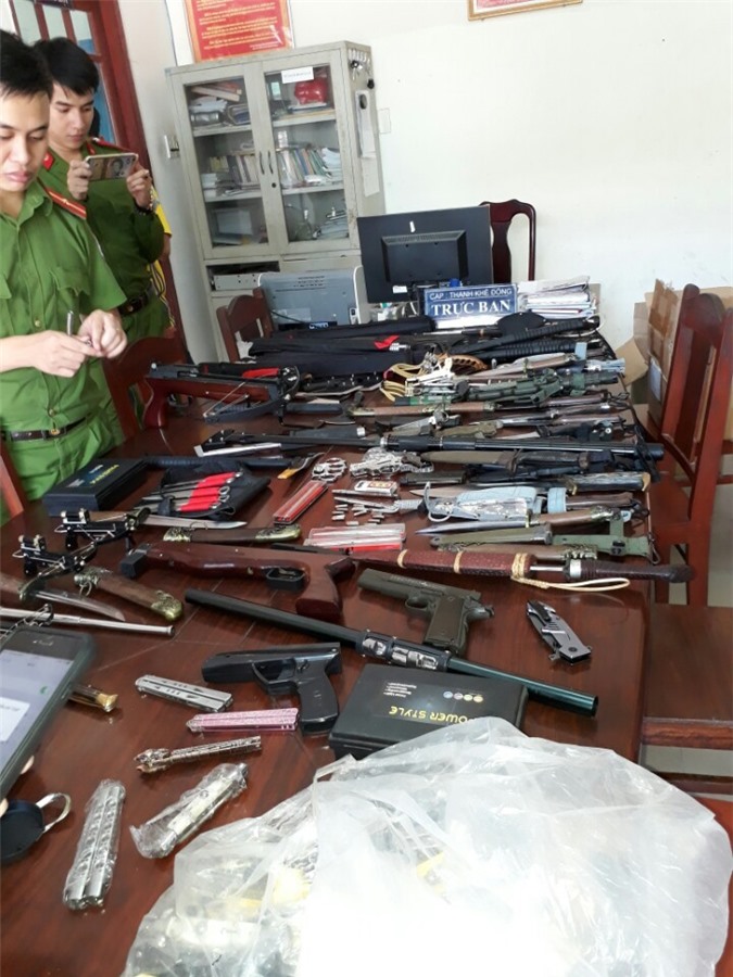 Đà Nẵng phát hiện thanh niên 9X chứa cả “kho” hàng nóng trong nhà 