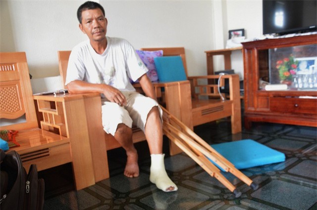 Đình chỉ 2 cán bộ trật tự đô thị đánh người gãy xương