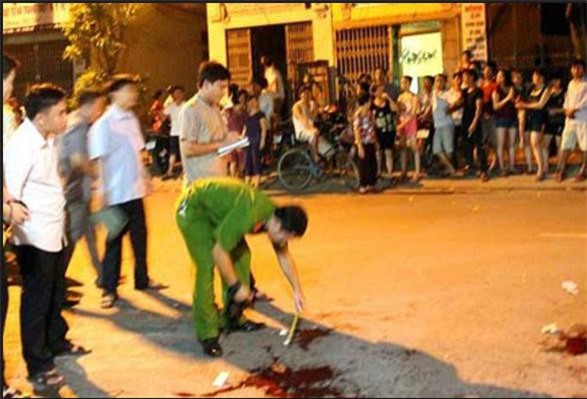 Hỗn chiến ở phố Tây, 1 du khách Mỹ bị đâm tử vong