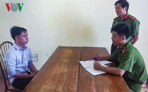 Kỳ thi THPT Quốc gia 2017: Bắt 1 đối tượng thi hộ với giá 100 triệu đồng