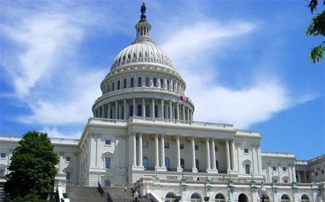 Lavrov: Tillerson cố gây áp lực lên Nga bằng trừng phạt là vô nghĩa