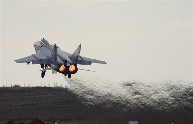 Tiêm kích Nga 14 lần đánh chặn máy bay do thám gần biên giới