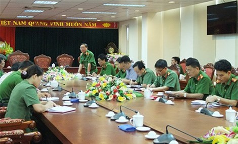 Sự cố chạy thận 8 người tử vong: Cẩu thả dẫn đến chết người