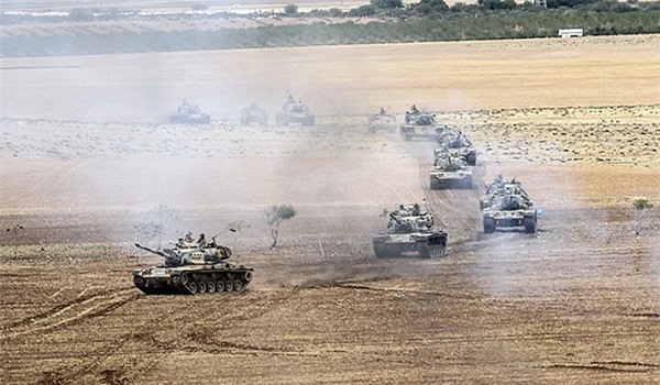 Thổ Nhĩ Kỳ điều đoàn xe quân sự tới Syria đánh người Kurd