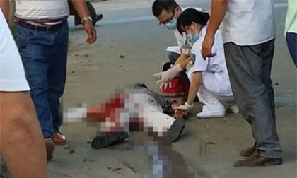 Hùng hổ mang dao đi trả thù cho em thì bị đâm chết