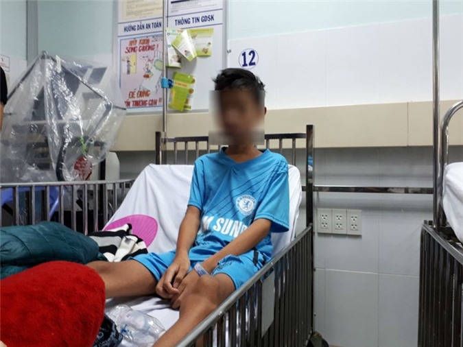 Cứu sống bé trai 13 tuổi bị kim đâm vào tim hơn 2 tháng