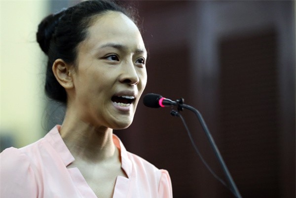 Xét xử hoa hậu Phương Nga: "Tôi im lặng vì sợ hủy hết chứng cứ"