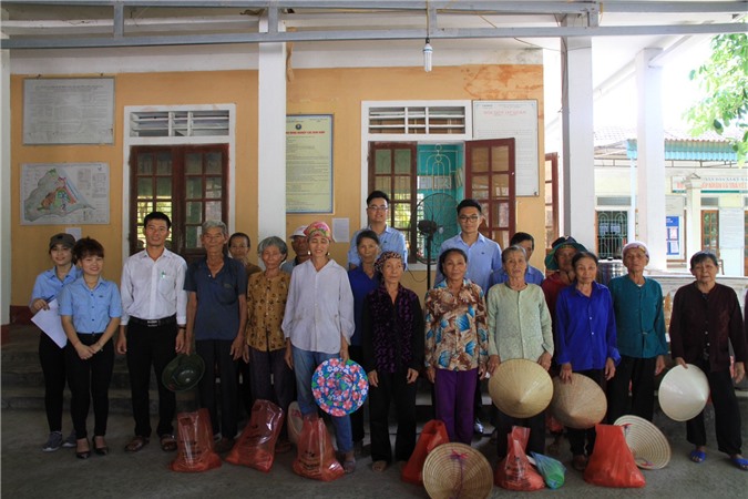 Hà Tĩnh: Công ty Formosa thu mua thịt lợn giúp hộ chăn nuôi