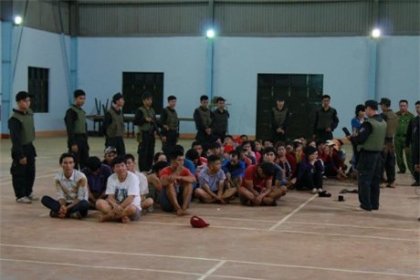 Triệt phá sòng bạc "khủng", bắt giữ gần 100 đối tượng đang sát phạt