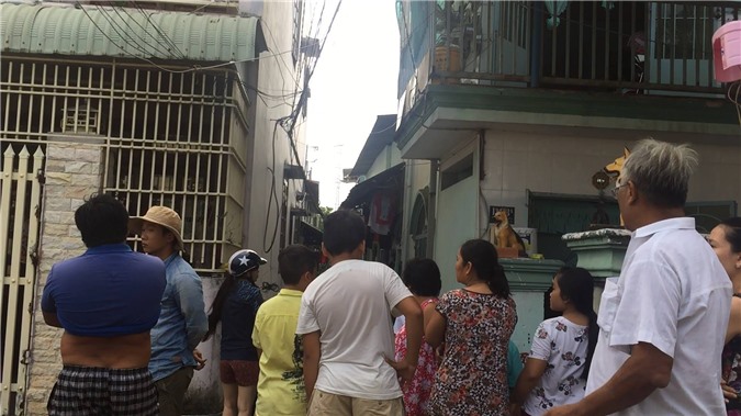 Cháu tá hỏa phát hiện ông treo cổ tử vong ở phòng trọ 