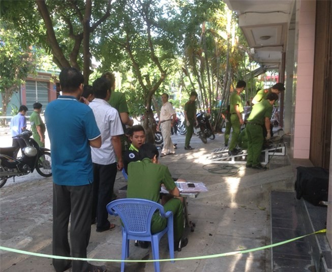 Chủ DN bị trọng thương nghi đá phải mìn cài trước cửa nhà