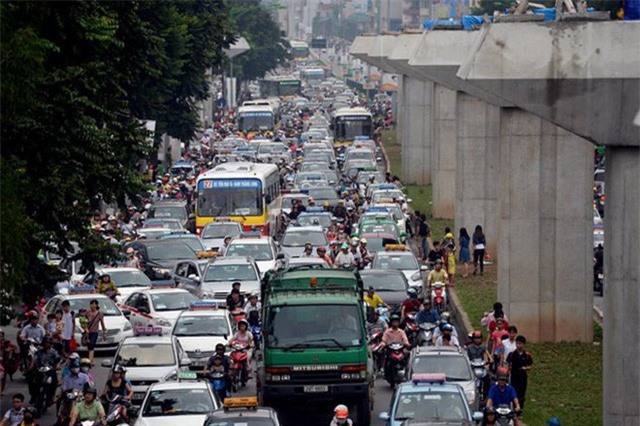 Lập Ban chỉ đạo chống ùn tắc giao thông tại Hà Nội, TP. HCM