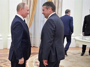 Putin bất ngờ ca ngợi quan hệ Nga - Đức