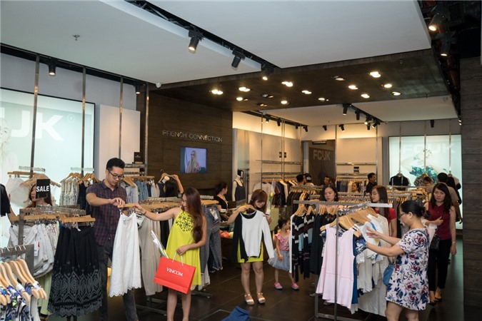 Săn sale "khủng", đón hè vui tại trung tâm thương mại Vincom