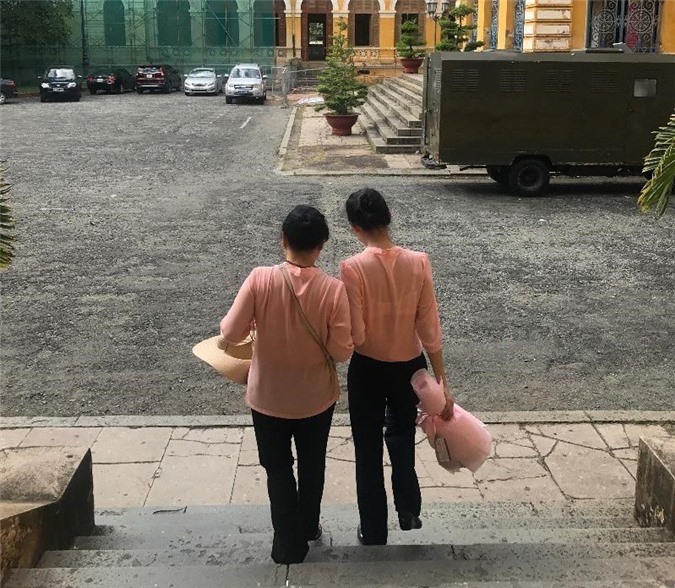 Vụ hoa hậu Phương Nga: Động thái mới nhất của mẹ con bà Hồ Mai Phương