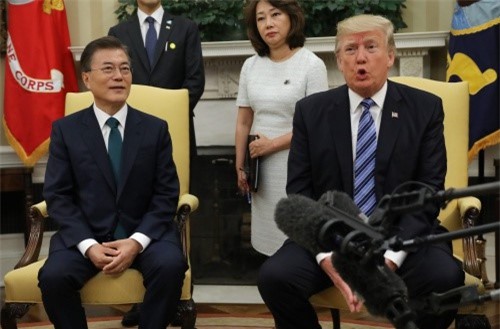 Ông Trump chuẩn bị tới Hàn Quốc