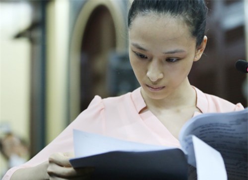 Vụ hoa hậu Phương Nga: Phiên tòa dân chủ và quyền im lặng