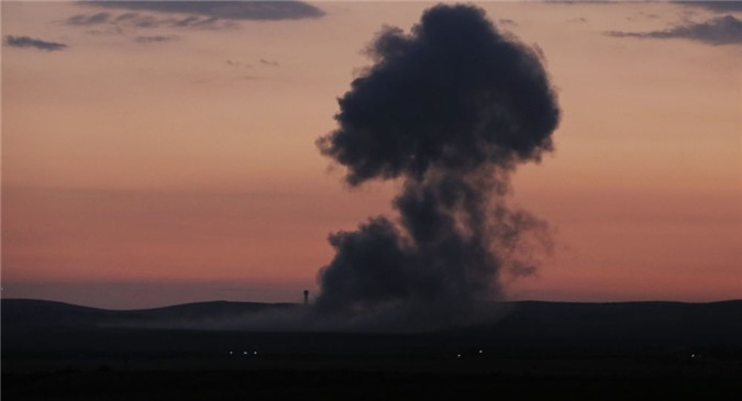 Mỹ dội bom ngôi làng Syria, nhiều thường dân thiệt mạng