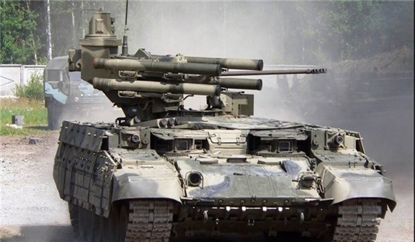 Quân đội Syria đưa loạt lính đặc nhiệm và xe tăng Nga tới Hama 