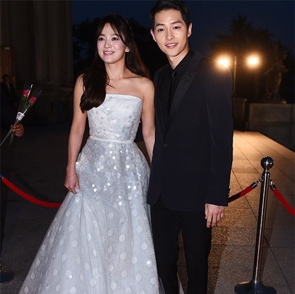 Song Hye Kyo nói gì về chồng tương lai Song Jong Ki?