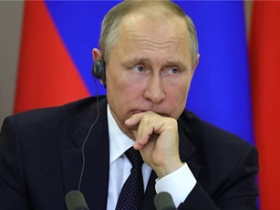 Putin bất ngờ sa thải 8 tướng lĩnh Nga