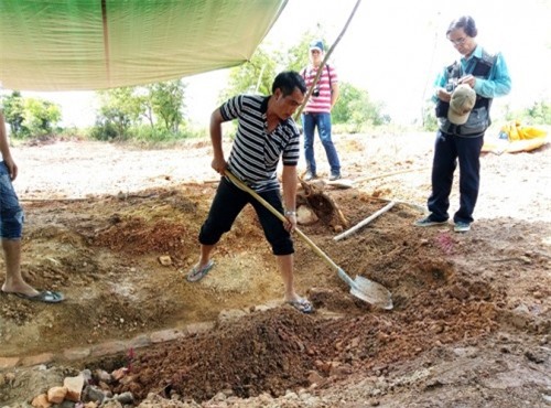 Tìm thấy huyệt mộ vợ vua Tự Đức ở công trường