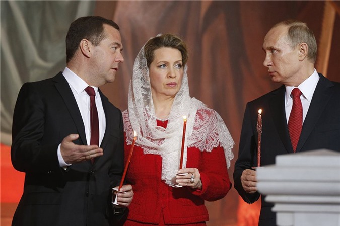 Phu nhân Thủ tướng Nga kể về tình yêu và đám cưới Bạc